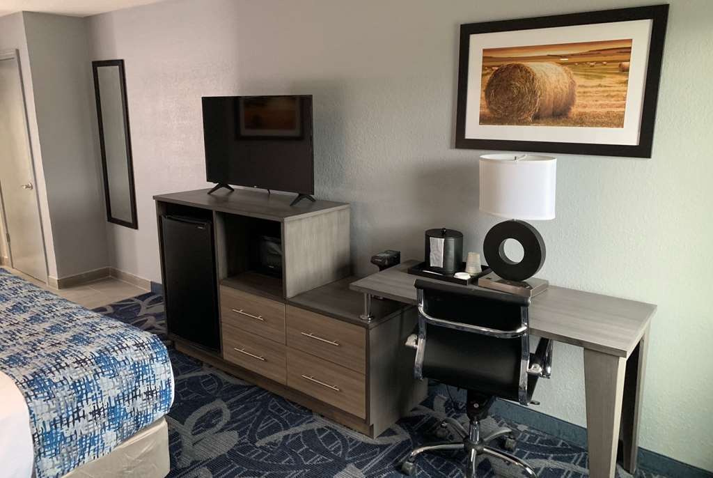Baymont Inn & Suites Shawnee Rum bild
